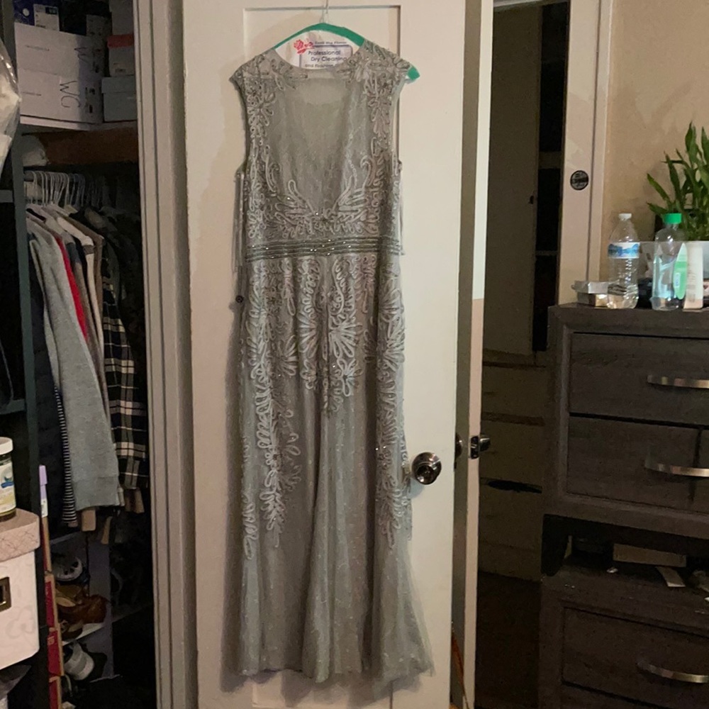 Dress SILVER COLOR FOR WEDDING / PROM